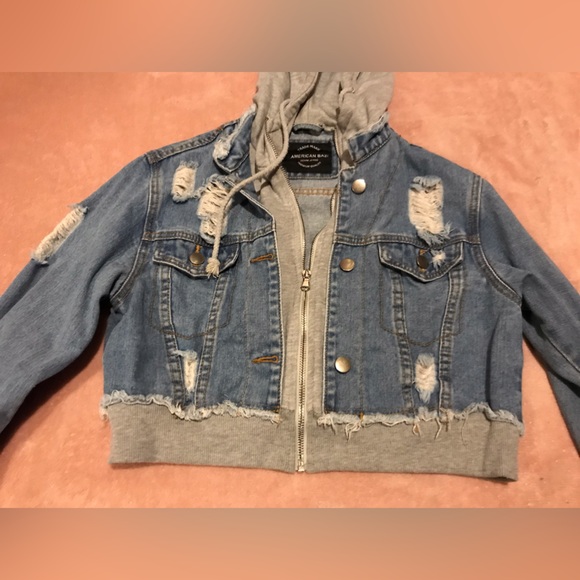 Jean Jacket - Picture 1 of 3